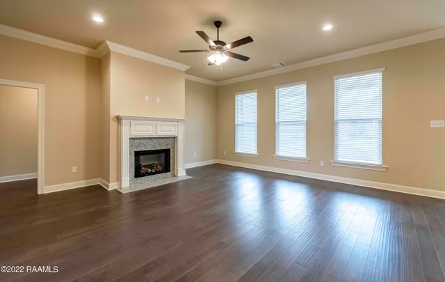 $2,650 | 221 Finnegan Way, Youngsville, LA 70592