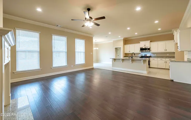 $2,650 | 221 Finnegan Way, Youngsville, LA 70592