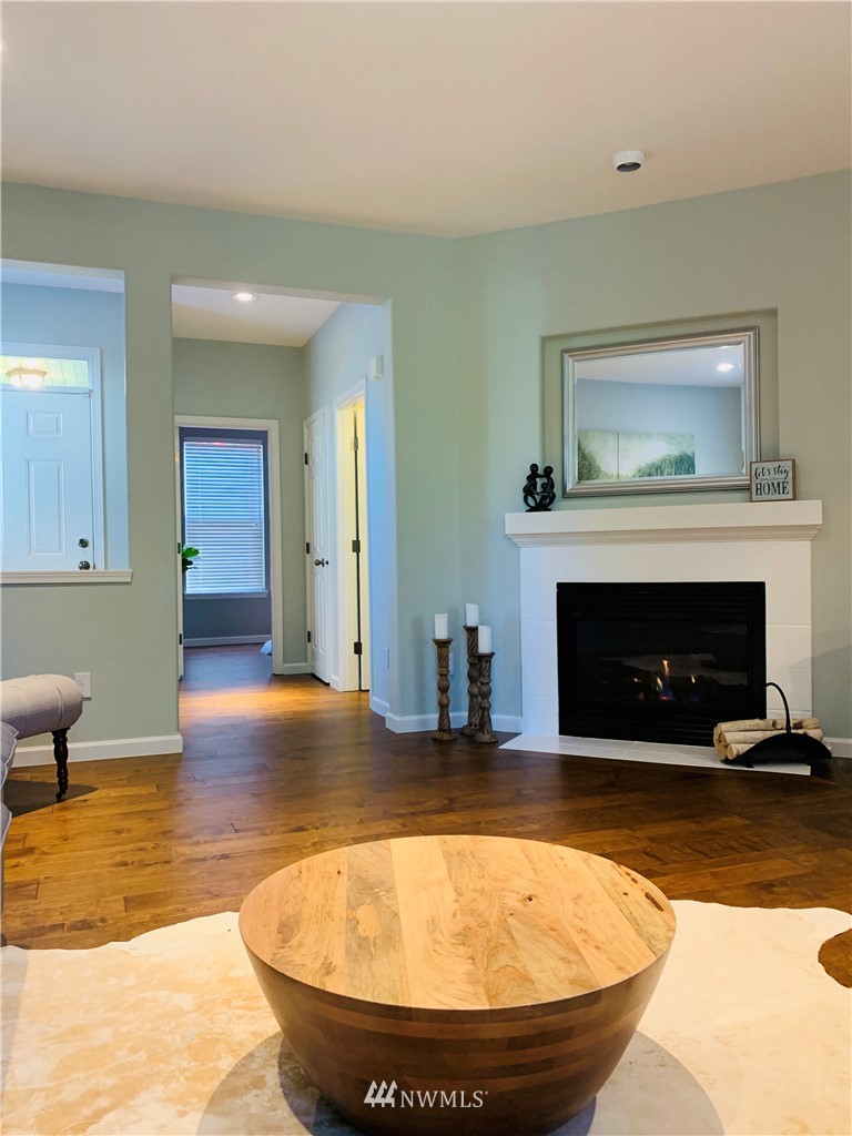 5136 Northeast 4th Court Renton, WA 98059 - Photo 5 of 25