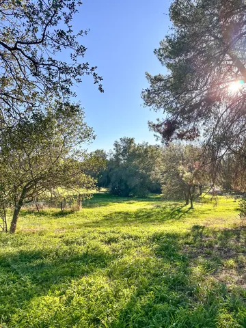 $250,000 | 906 Elwood Road, Squaw Valley, CA 93675