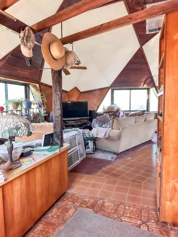 $250,000 | 906 Elwood Road, Squaw Valley, CA 93675