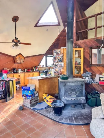 $250,000 | 906 Elwood Road, Squaw Valley, CA 93675
