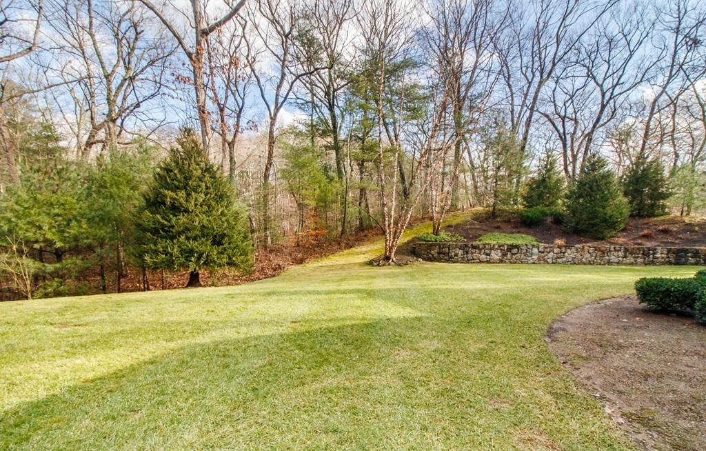 29 Minuteman Road Medfield, MA 02052 - Photo 36 of 37 Gallery Image 36