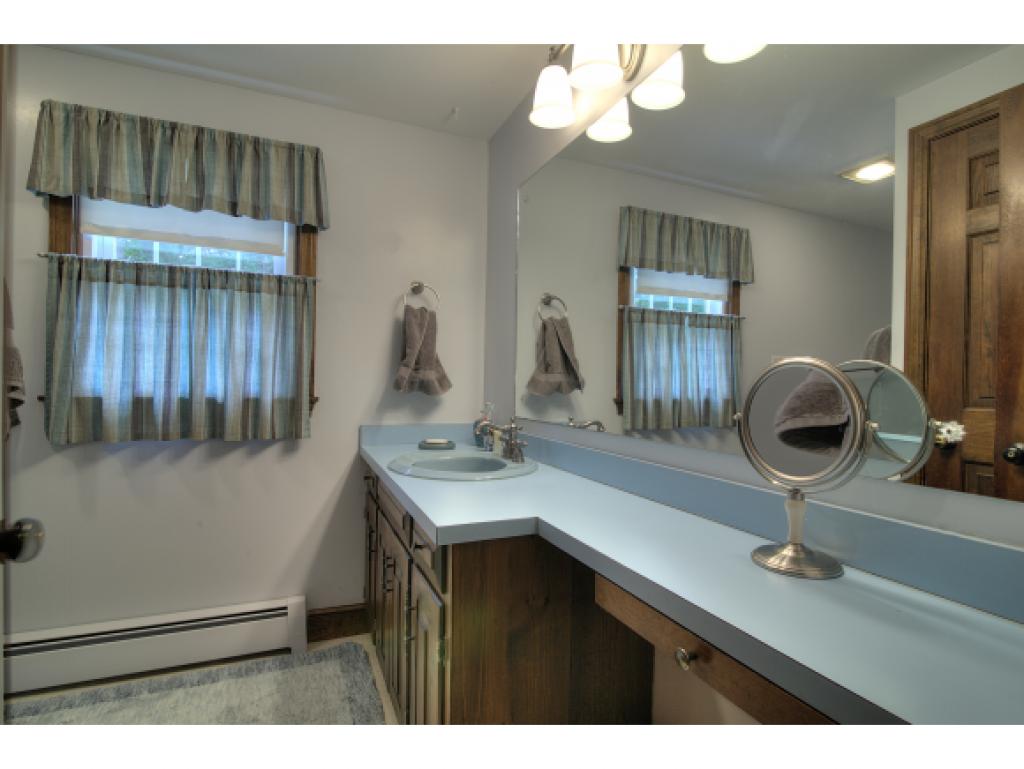 131 Range Road Windham, NH 03087 - Photo 18 of 24