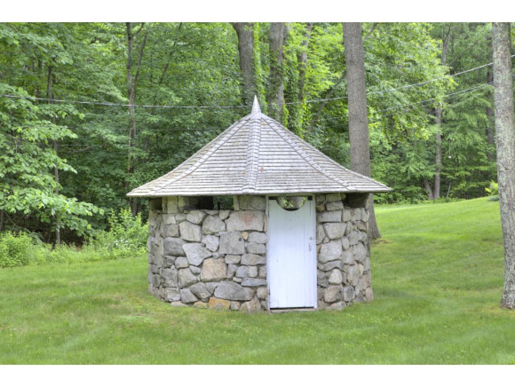 131 Range Road Windham, NH 03087 - Photo 21 of 24