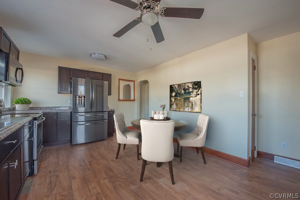 3202 Jackson Farm Road Hopewell, VA 23860 - Photo 4 of 33 Gallery Image 4