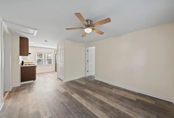 $1,575 | 92 Congress Street, Williams Bay, WI 53191