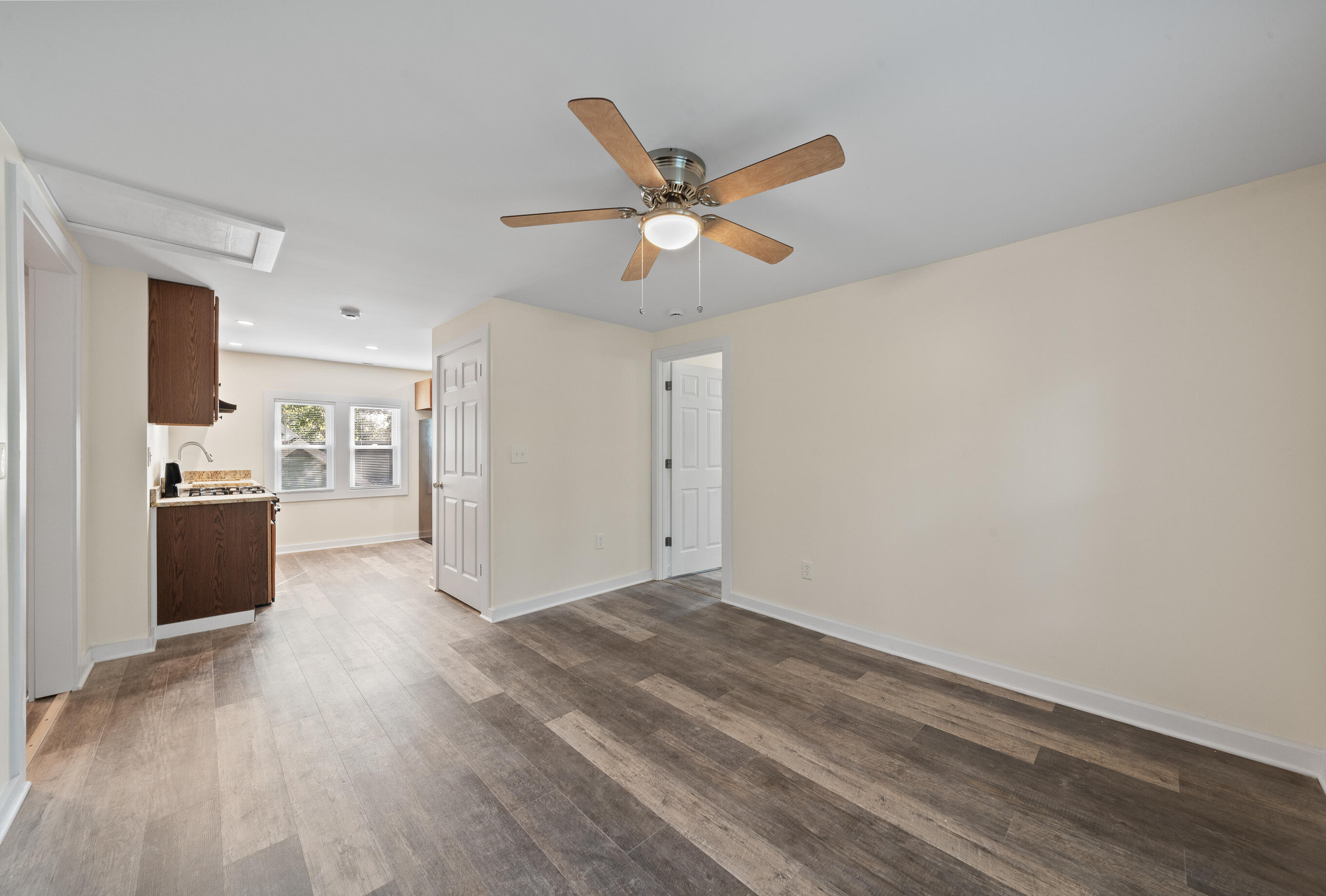 92 Congress Street Williams Bay, WI 53191 - Photo 13 of 32 Great room