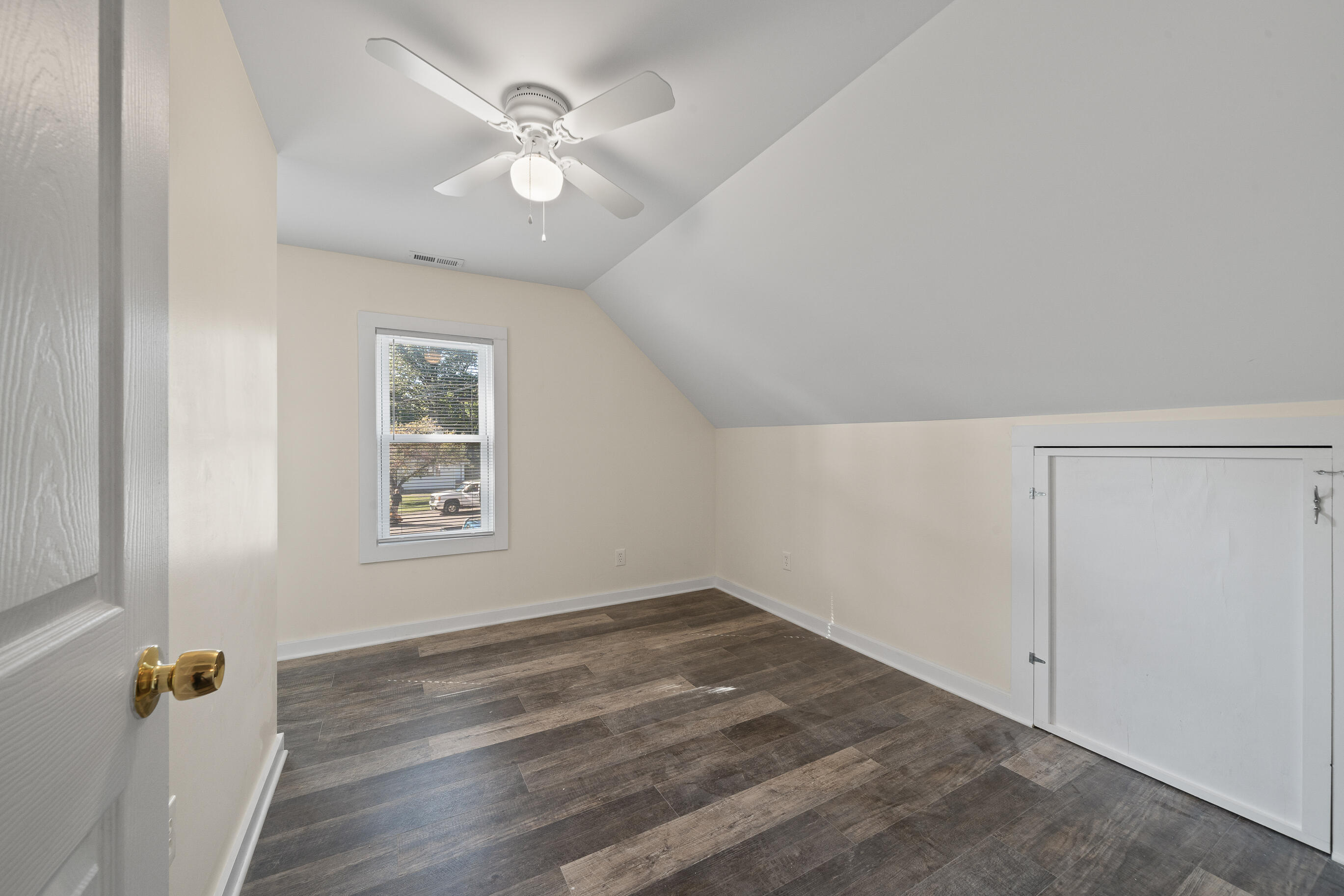 92 Congress Street Williams Bay, WI 53191 - Photo 17 of 32 Bedroom #2