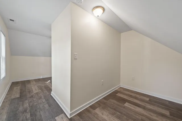 $1,675 | 92 Congress Street, Williams Bay, WI 53191