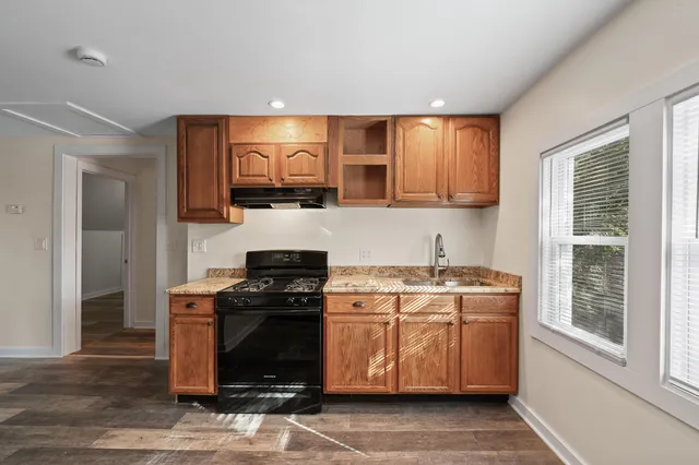 $1,675 | 92 Congress Street, Williams Bay, WI 53191