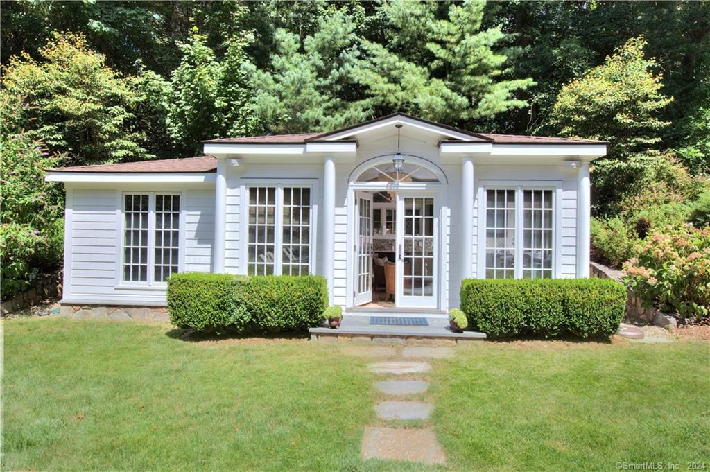 62 Weston Road Westport, CT 06880 - Photo 35 of 40 Pool House