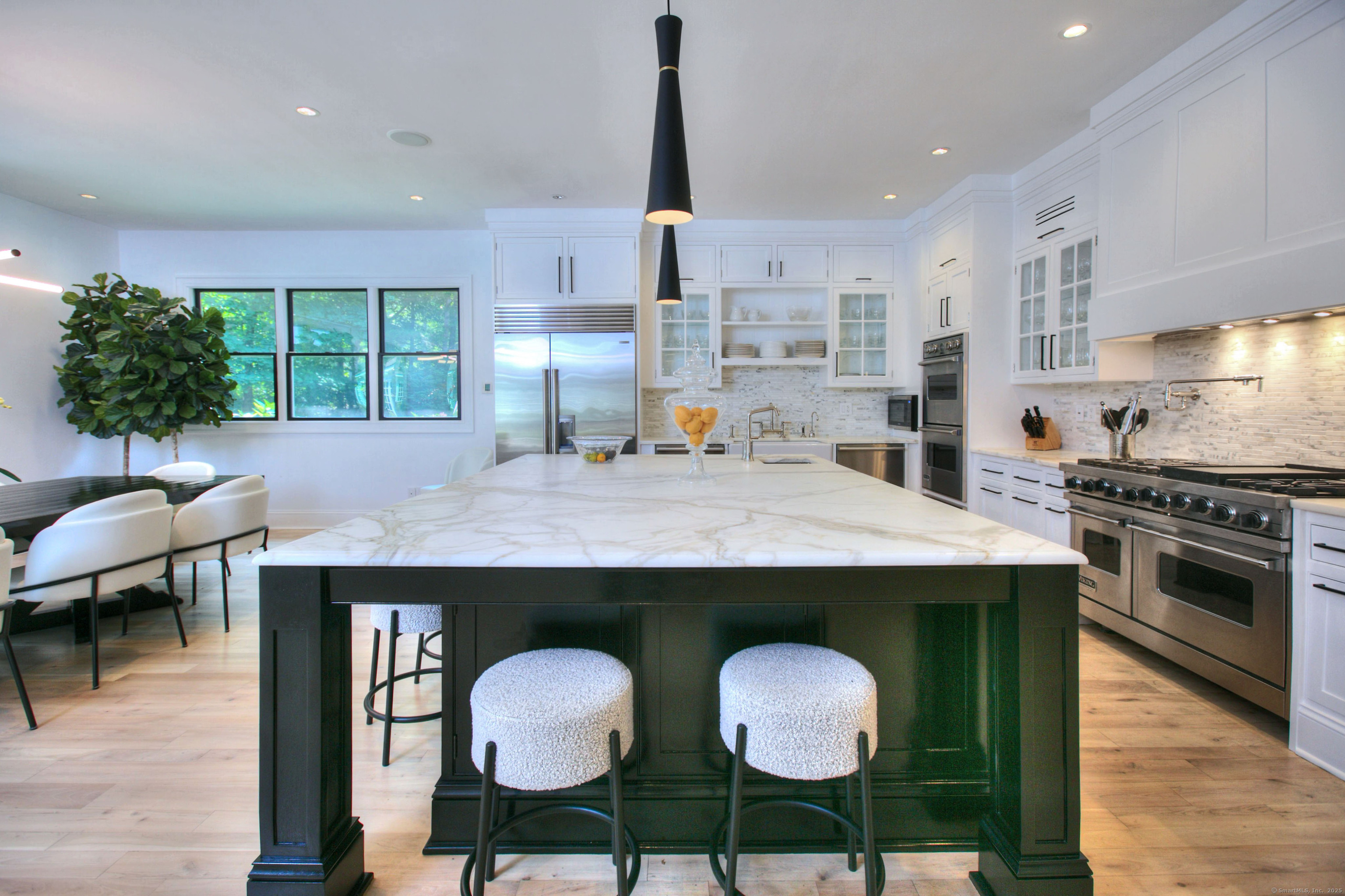 62 Weston Road Westport, CT 06880 - Photo 7 of 40