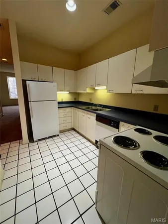 $640,000 | 2317 South 10th Street, St. Louis, MO 63104