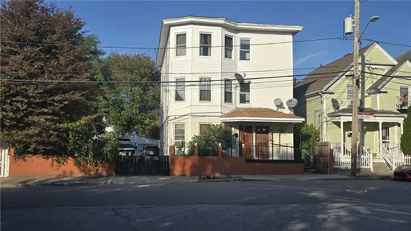 $925,000 | 283 Waldo Street, Providence, RI 02909