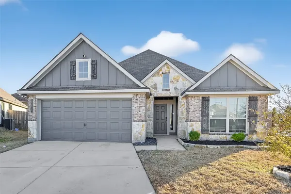 $2,095 | 151 Scenic Hills Court, Montgomery, TX 77356