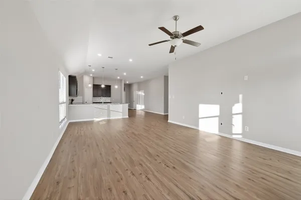 $2,095 | 151 Scenic Hills Court, Montgomery, TX 77356