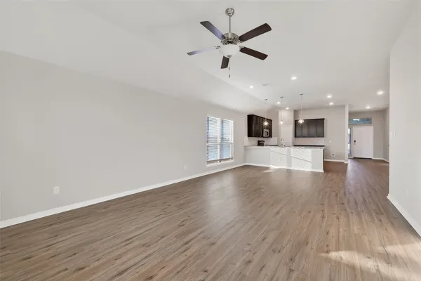 $2,095 | 151 Scenic Hills Court, Montgomery, TX 77356