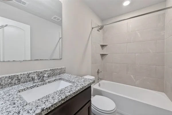 $2,095 | 151 Scenic Hills Court, Montgomery, TX 77356