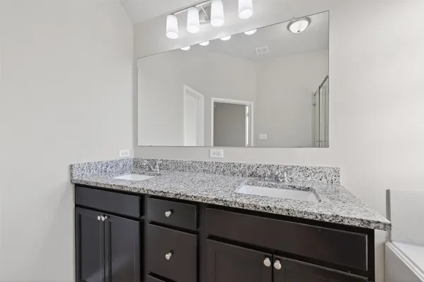 $2,095 | 151 Scenic Hills Court, Montgomery, TX 77356