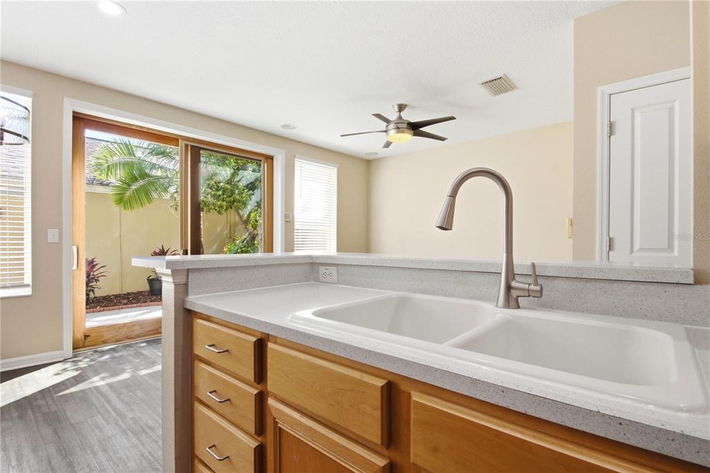 9808 New Parke Road Tampa, FL 33626 - Photo 20 of 52