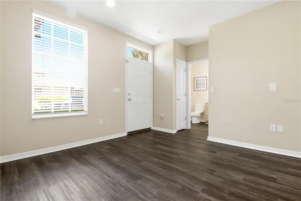 $2,750 | 9808 New Parke Road, Tampa, FL 33626