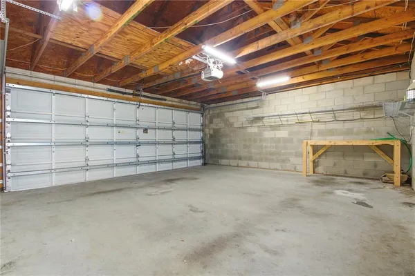 $2,750 | 9808 New Parke Road, Tampa, FL 33626