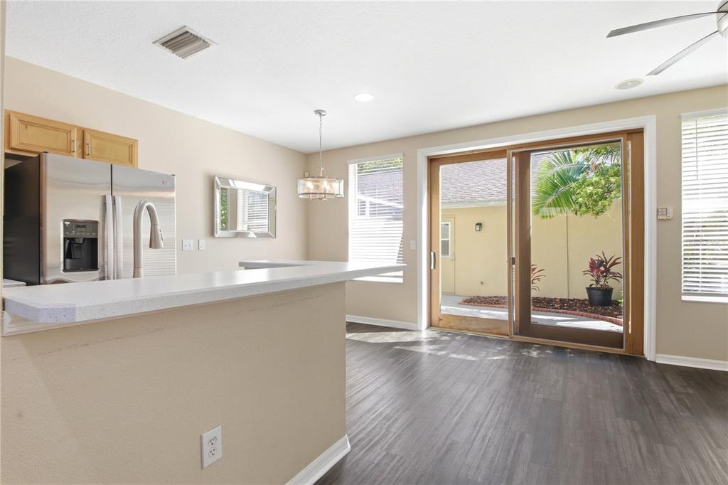 9808 New Parke Road Tampa, FL 33626 - Photo 9 of 52