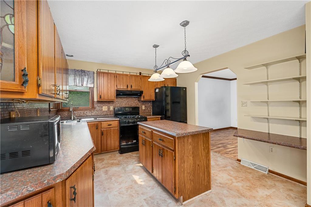 100 Shades Hollow Road Monaca, PA 15061 - Photo 3 of 34 Gallery Image 3