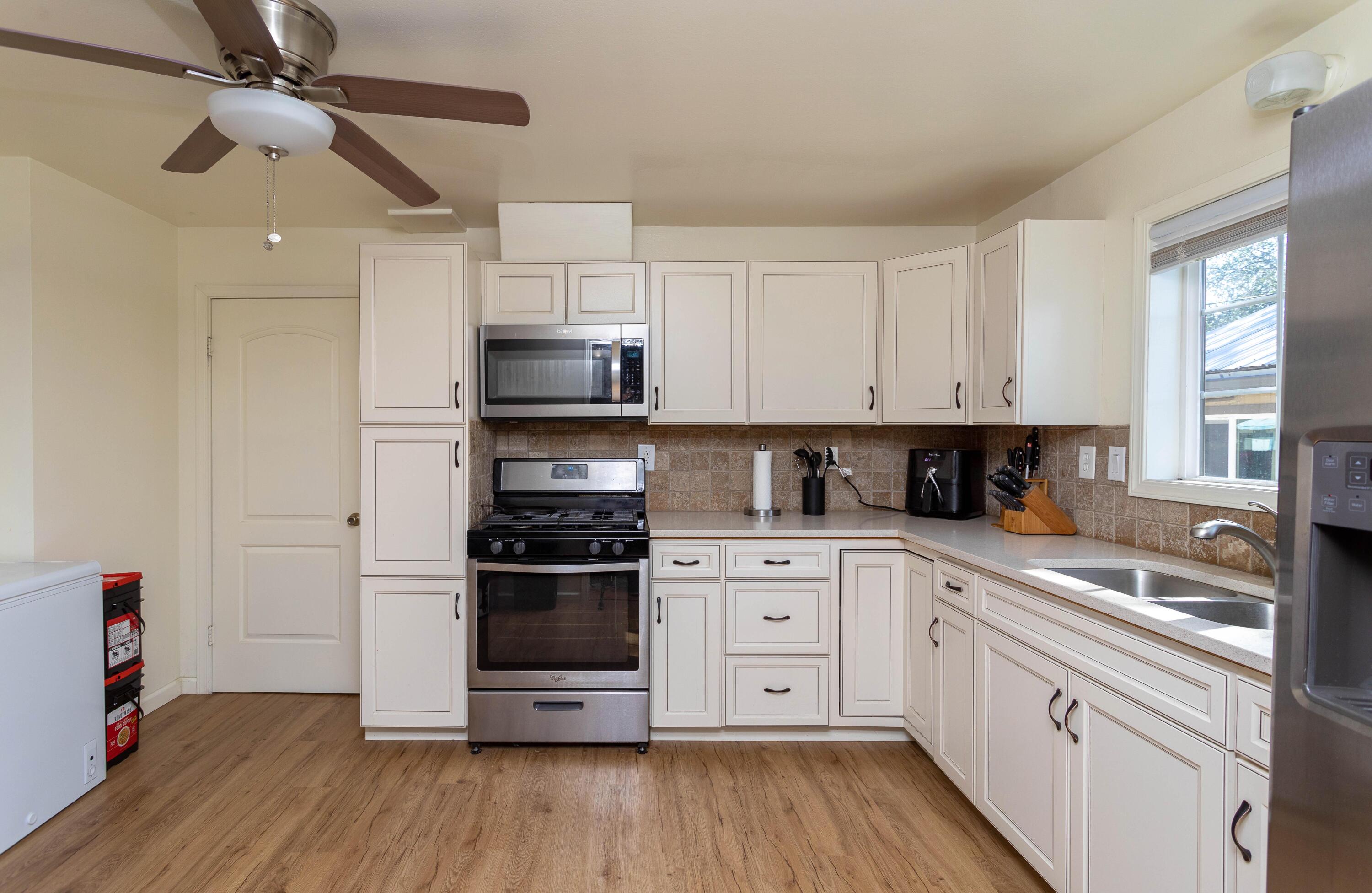 18831 Jessie Road Anderson, CA 96007 - Photo 8 of 51 254A3420