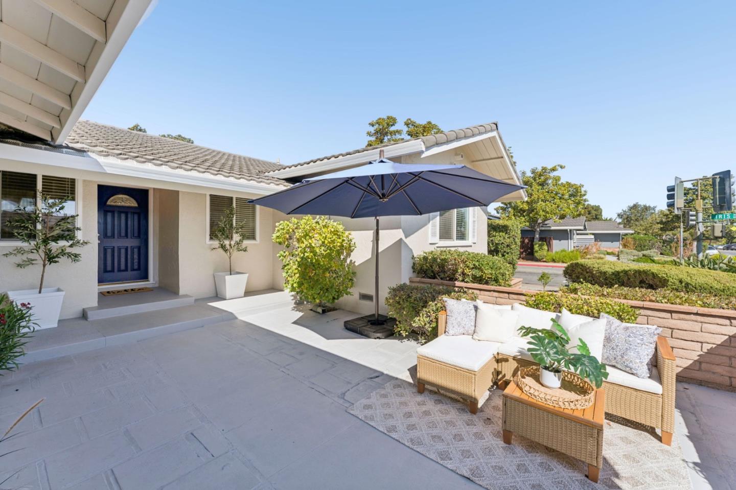807 South Wolfe Road Sunnyvale, CA 94086 - Photo 3 of 53 Gallery Image 3