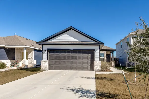 $225,000 | 204 Kellys Heroes Way, Jarrell, TX 76537