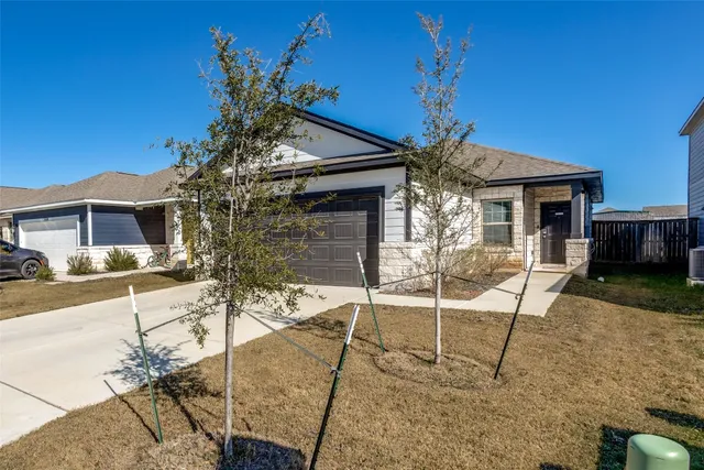 $235,000 | 204 Kellys Heroes Way, Jarrell, TX 76537