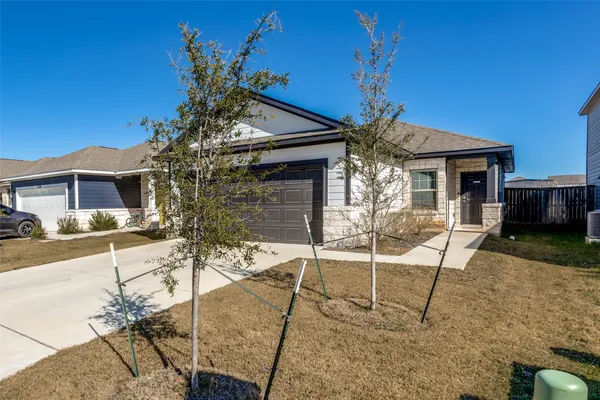 $225,000 | 204 Kellys Heroes Way, Jarrell, TX 76537
