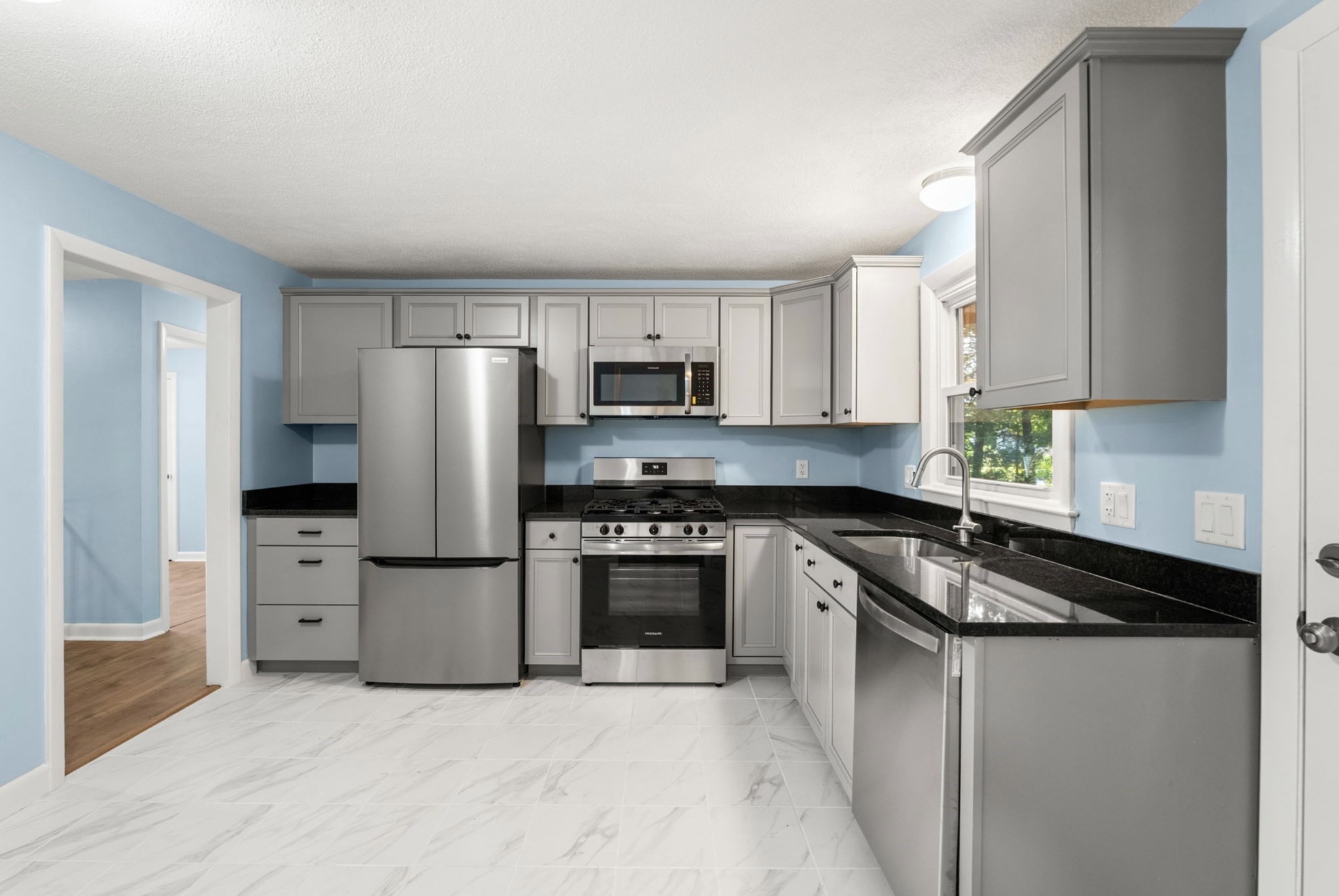 3 Bradley Road Andover, MA 01810 - Photo 11 of 41 Gallery Image 11