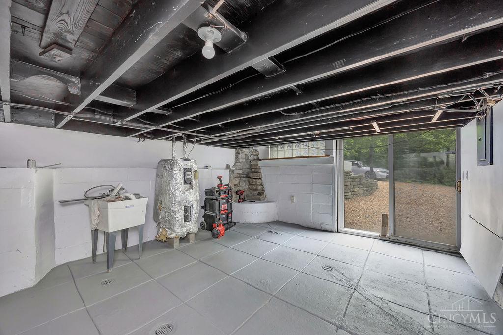 6851 Taylor Road Cincinnati, OH 45248 - Photo 38 of 50