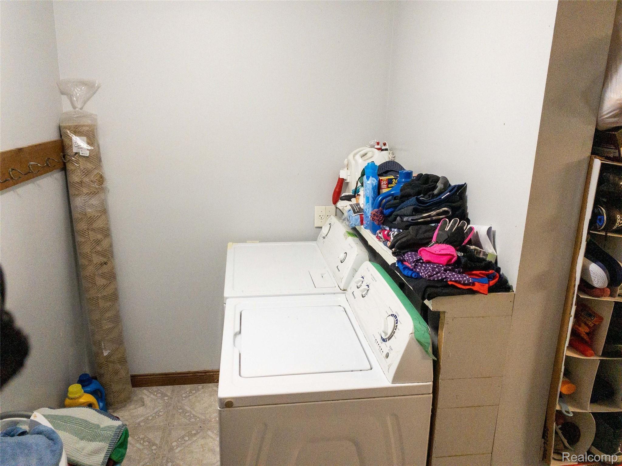 13165 Neff Road Clio, MI 48420 - Photo 29 of 30 neff-4355.jpg