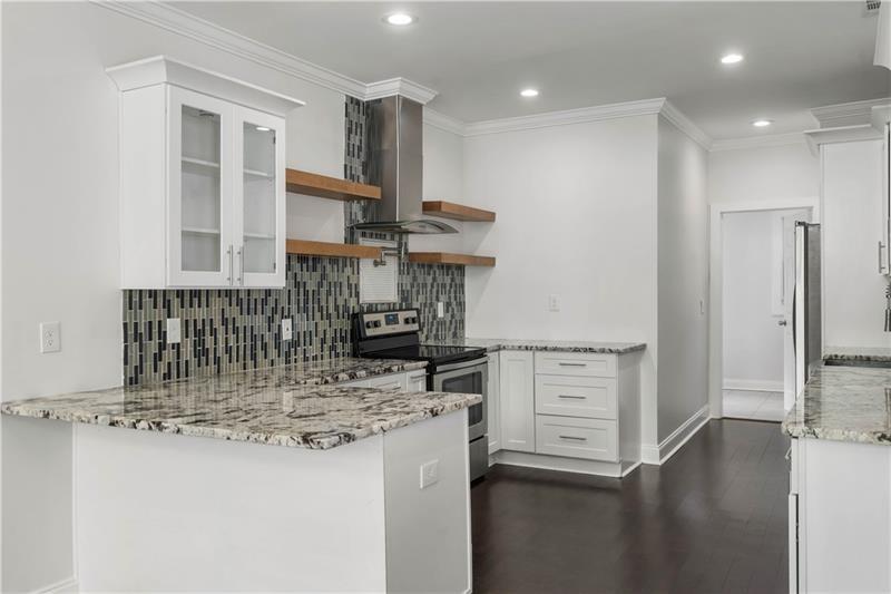 954 Byron Drive Southwest Atlanta, GA 30310 - Photo 6 of 20