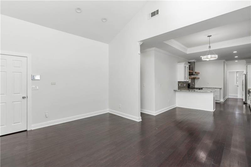 954 Byron Drive Southwest Atlanta, GA 30310 - Photo 10 of 20