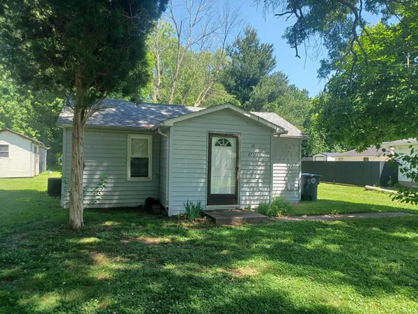 $48,000 | 2716 South Villa Drive, Evansville, IN 47714