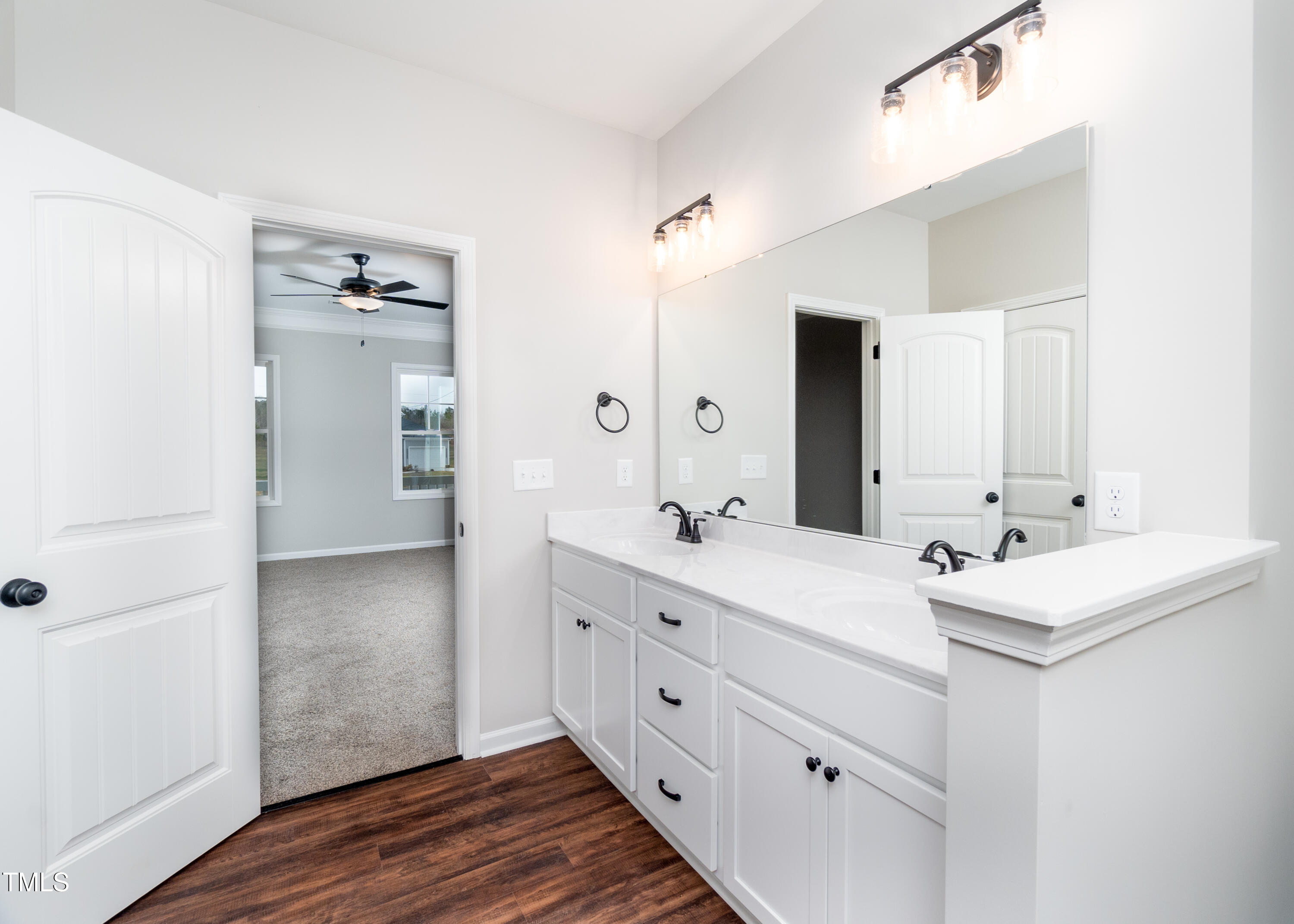 4466 Debnam Road Zebulon, NC 27597 - Photo 16 of 23 4466 Debnam Rd - Interior-10