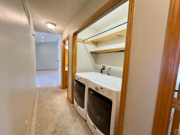 $375,000 | 3019 South Pkwy Court, Emporia, KS 66801
