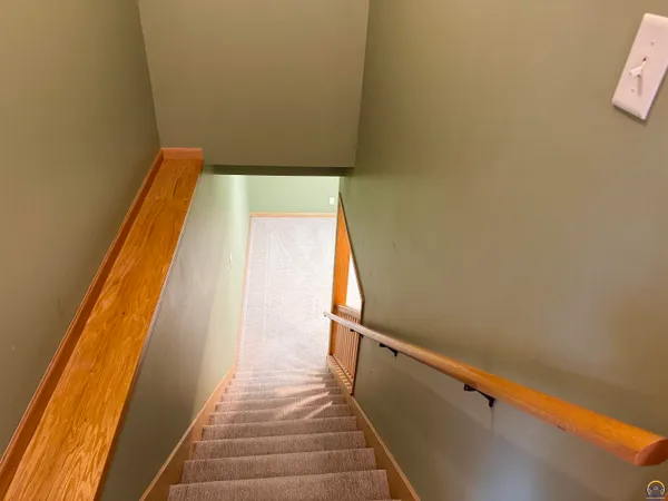 $375,000 | 3019 South Pkwy Court, Emporia, KS 66801