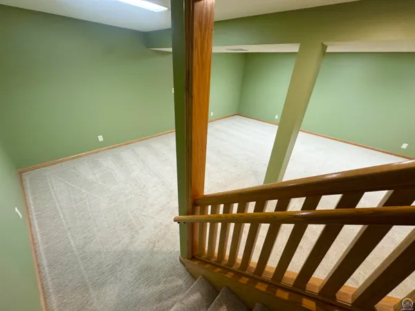 $375,000 | 3019 South Pkwy Court, Emporia, KS 66801