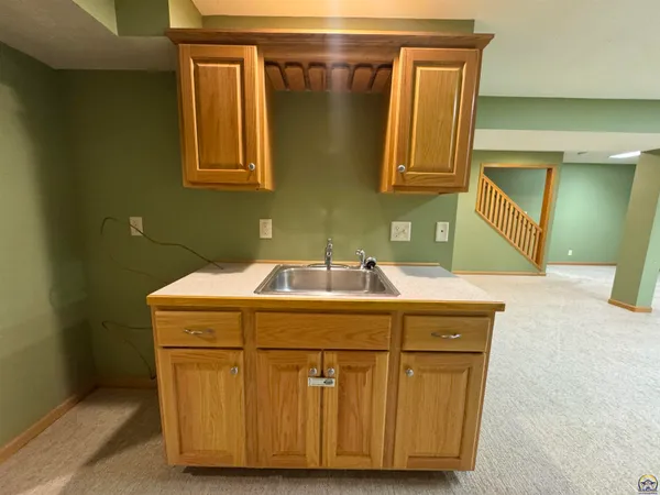 $375,000 | 3019 South Pkwy Court, Emporia, KS 66801