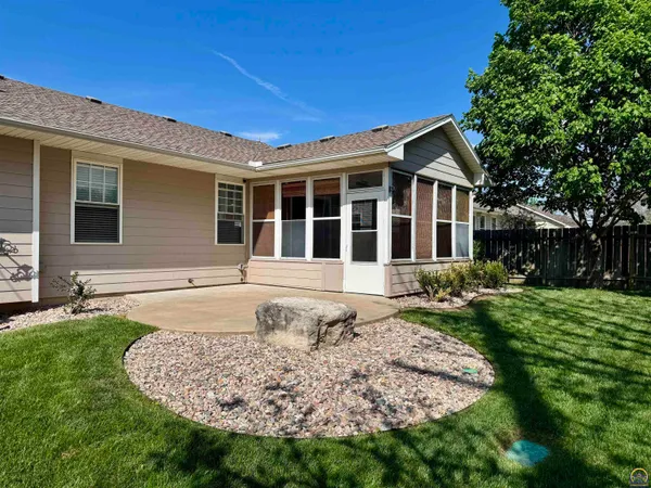 $375,000 | 3019 South Pkwy Court, Emporia, KS 66801