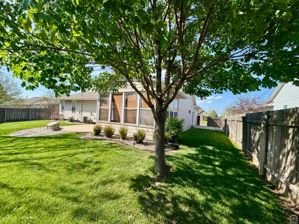 $375,000 | 3019 South Pkwy Court, Emporia, KS 66801
