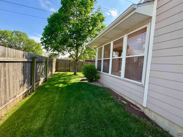 $375,000 | 3019 South Pkwy Court, Emporia, KS 66801