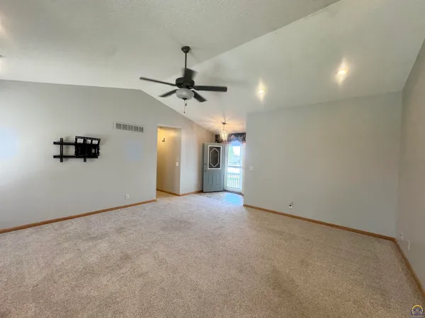 $375,000 | 3019 South Pkwy Court, Emporia, KS 66801
