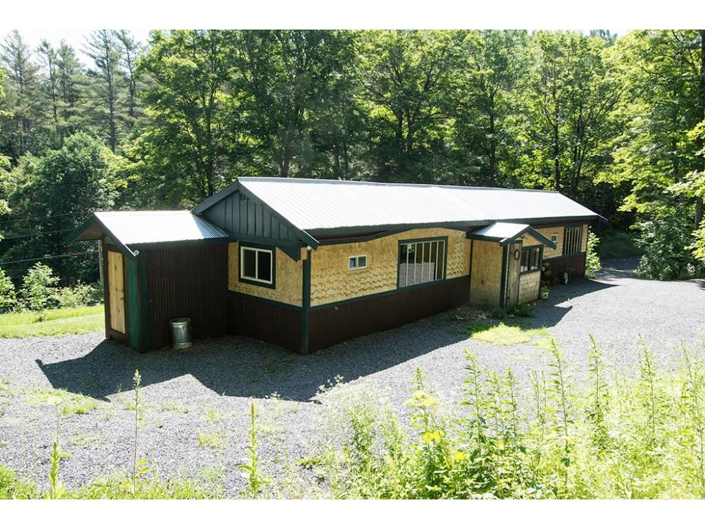 2067 Barnet Center Road Barnet, VT 05821 - Photo 3 of 33